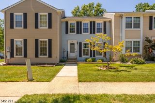 35 Byrnes Ln east, Sayreville Boro, NJ 08872