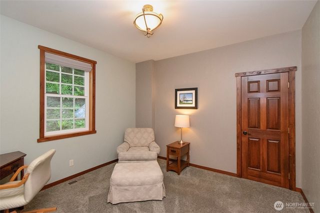 114 Howard Heights Road, Sequim, WA 98382