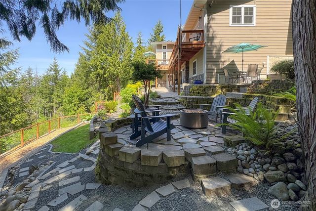 114 Howard Heights Road, Sequim, WA 98382