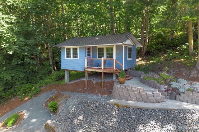 114 Howard Heights Road, Sequim, WA 98382