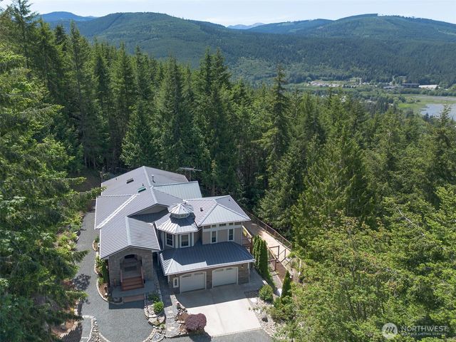 114 Howard Heights Road, Sequim, WA 98382
