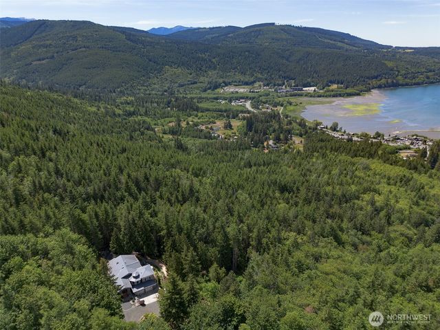 114 Howard Heights Road, Sequim, WA 98382