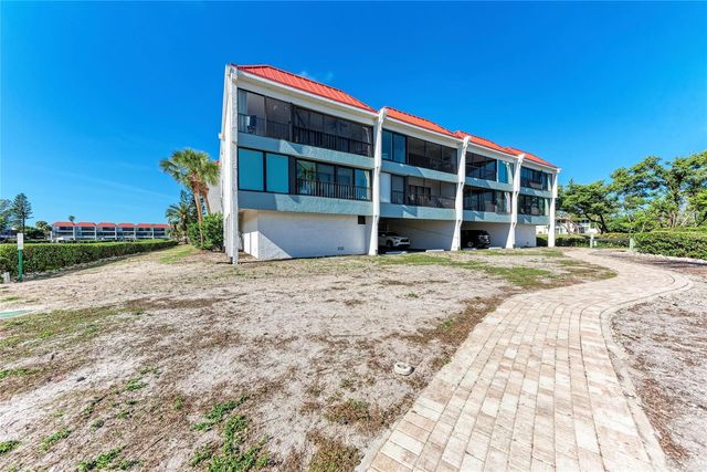 3805 E BAY DRIVE 309, Holmes Beach, FL 34217