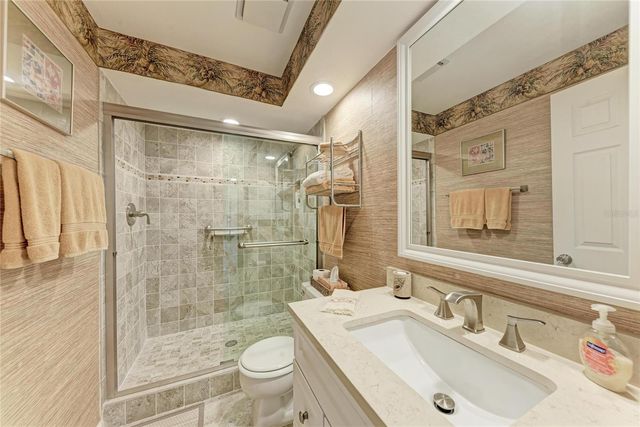 3805 E BAY DRIVE 309, Holmes Beach, FL 34217