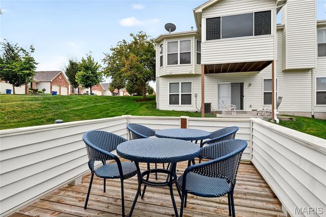 232 Cordovan Commons Parkway, Chesterfield, MO 63017