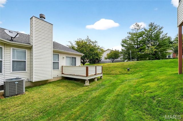 232 Cordovan Commons Parkway, Chesterfield, MO 63017