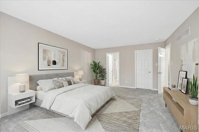 232 Cordovan Commons Parkway, Chesterfield, MO 63017