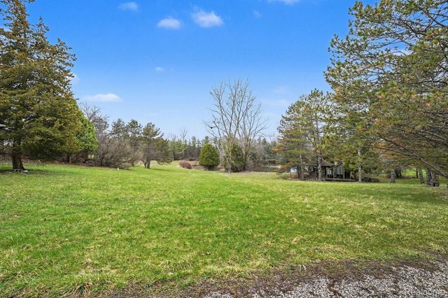 4385 Warwick Circle Drive, Grand Blanc Charter Township, MI 48439