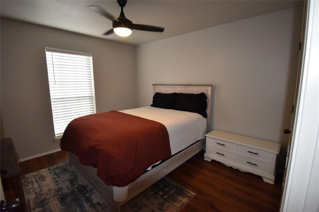 1008 Redfish Drive, Burleson, TX 76028