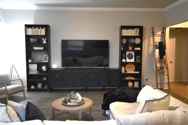 1008 Redfish Drive, Burleson, TX 76028