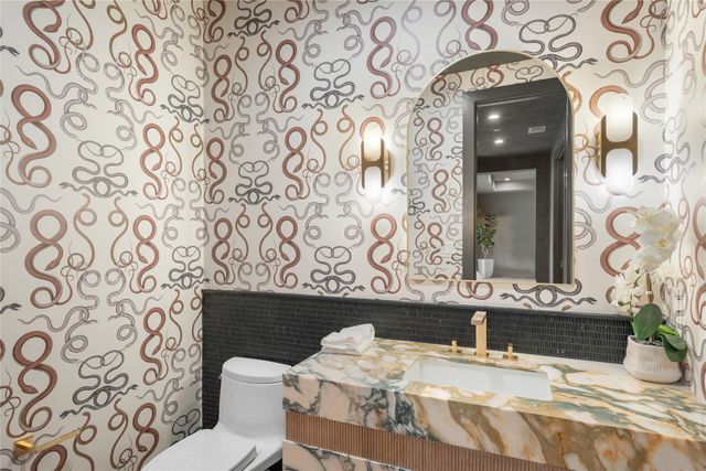 1194 Courtland Drive, Frisco, TX 75034