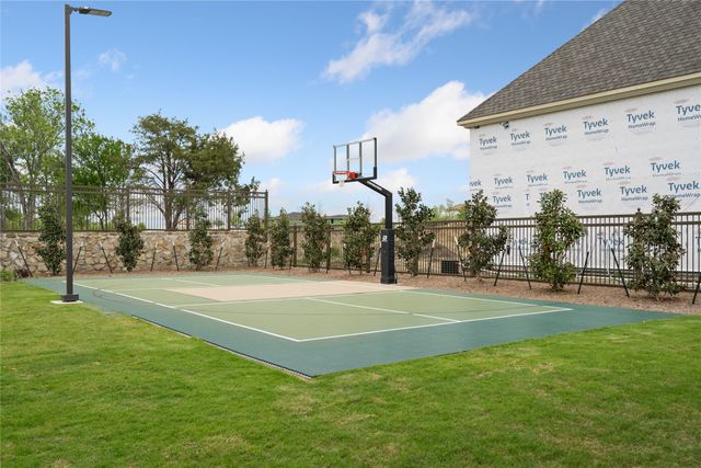 1194 Courtland Drive, Frisco, TX 75034