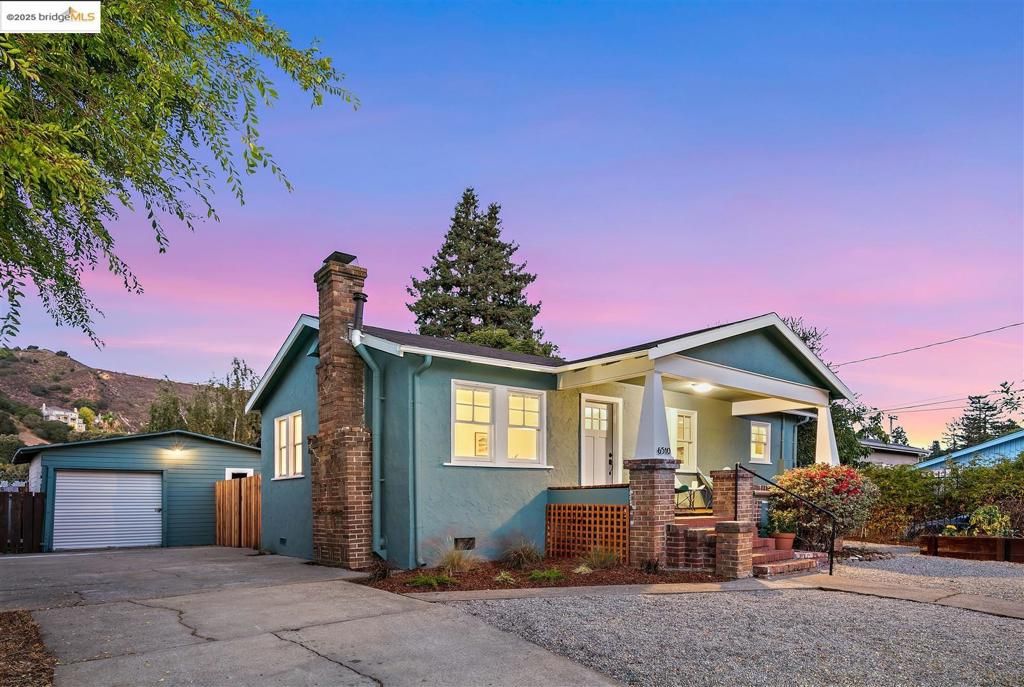 6510 Hillmont Dr, Oakland, CA 94605