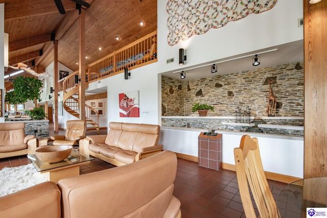 700 Walnut Creek Road, Elizabethtown, KY 42701