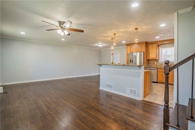 14 Pine Valley Drive, Powder Springs, GA 30127