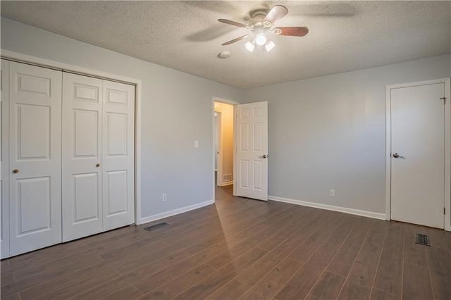 14 Pine Valley Drive, Powder Springs, GA 30127