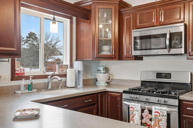 7717 118th Way N, Champlin, MN 55316