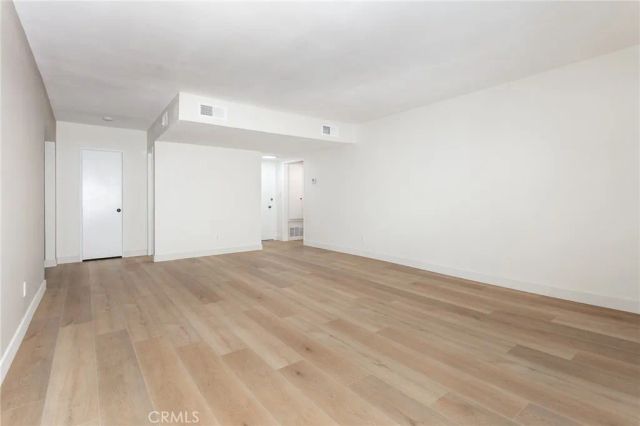 380 S Euclid 105, Pasadena, CA 91101