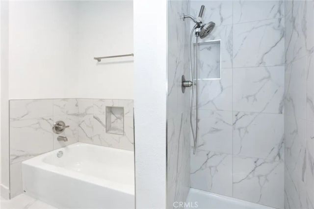 380 S Euclid 105, Pasadena, CA 91101