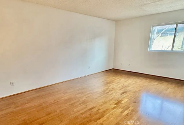 17241 Roscoe 16, Northridge, CA 91325