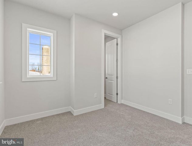 1 CHAROLAIS ST, Carlisle, PA 17015