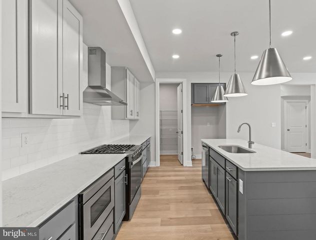 1 CHAROLAIS ST, Carlisle, PA 17015