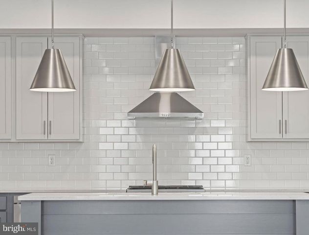 1 CHAROLAIS ST, Carlisle, PA 17015