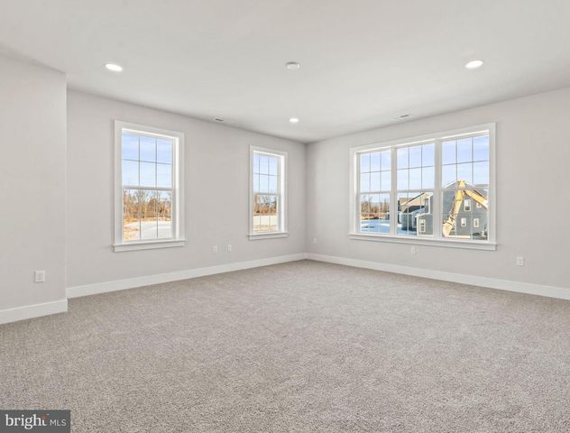 1 CHAROLAIS ST, Carlisle, PA 17015