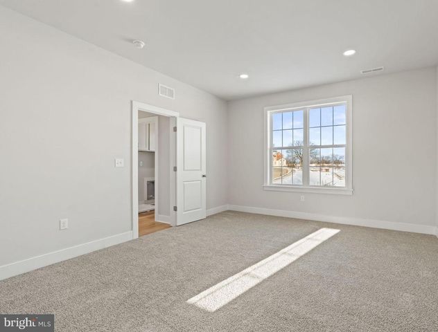 1 CHAROLAIS ST, Carlisle, PA 17015