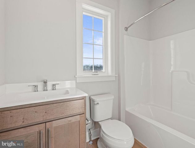 1 CHAROLAIS ST, Carlisle, PA 17015