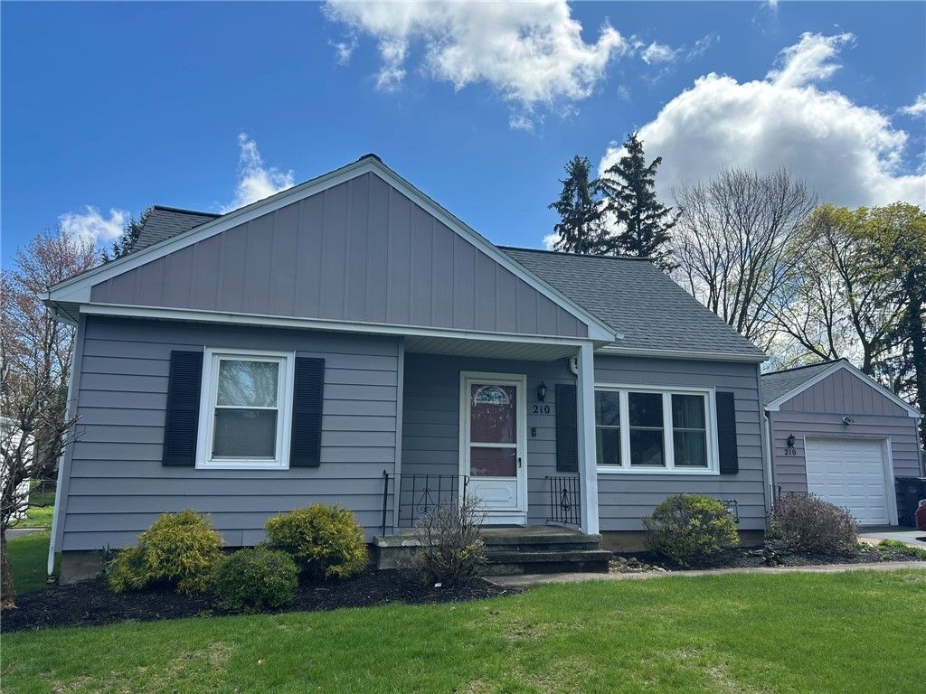 210 Pepperidge Drive, Greece, NY 14626