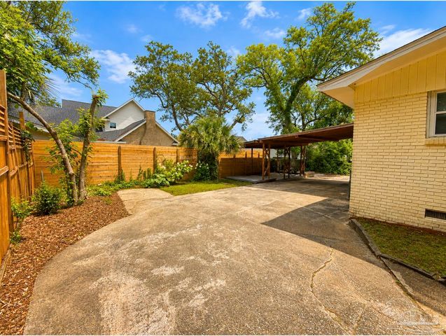 1910 E Cervantes St, Pensacola, FL 32501