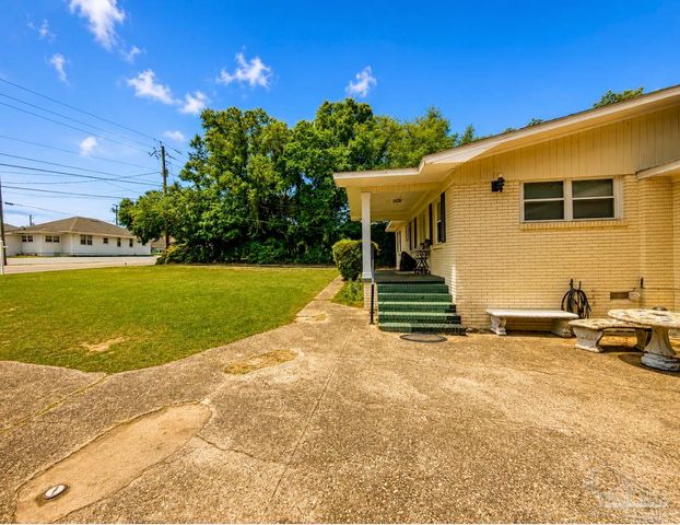 1910 E Cervantes St, Pensacola, FL 32501