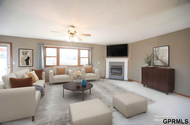 7739 Phares Drive, Lincoln, NE 68516