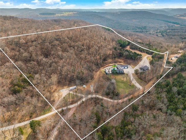 230 Madison 2625, Huntsville, AR 72740