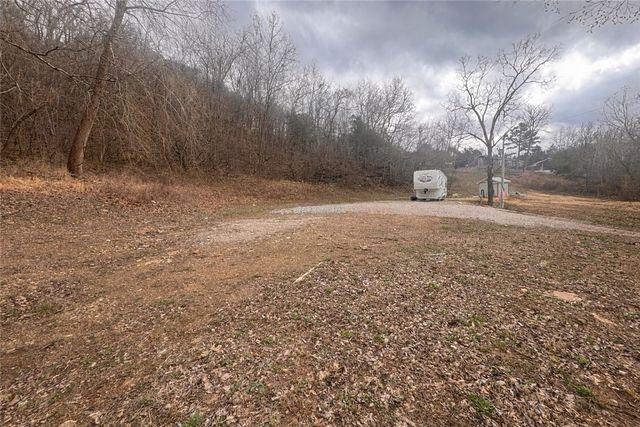 230 Madison 2625, Huntsville, AR 72740