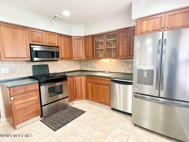 21 Evergreen Drive, East Windsor, NJ 08520
