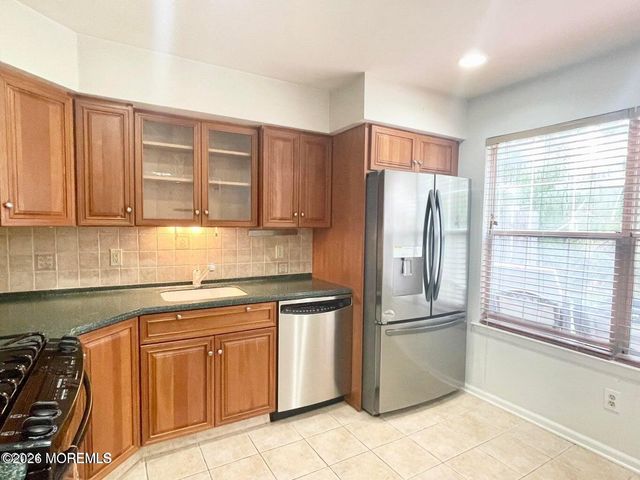 21 Evergreen Drive, East Windsor, NJ 08520