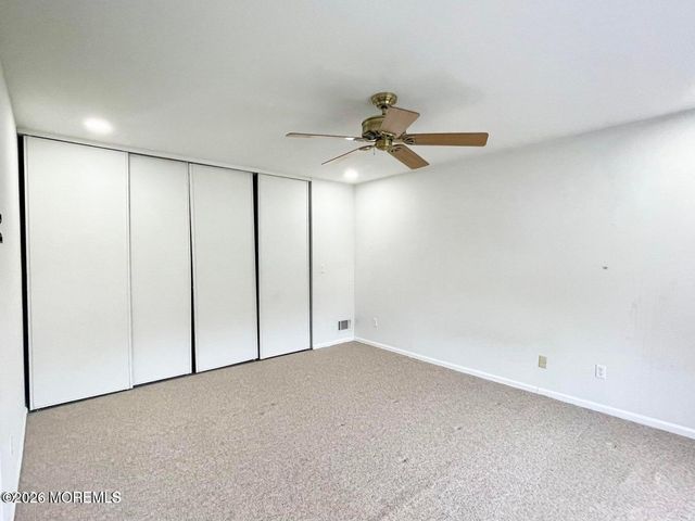 21 Evergreen Drive, East Windsor, NJ 08520