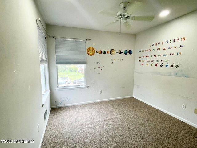 21 Evergreen Drive, East Windsor, NJ 08520