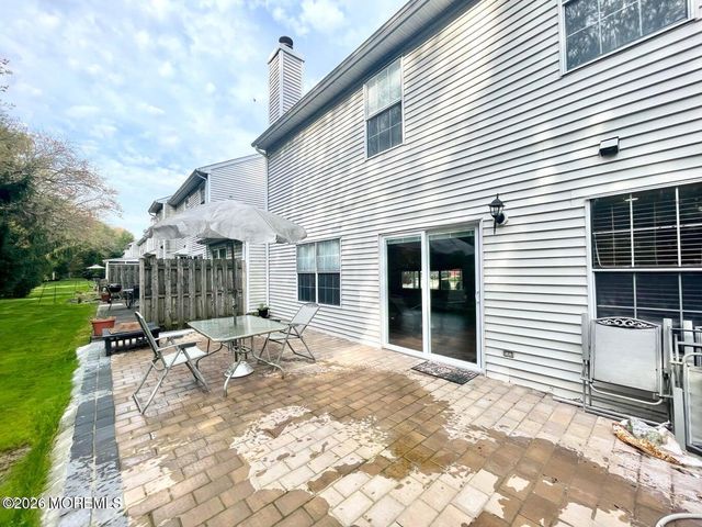 21 Evergreen Drive, East Windsor, NJ 08520