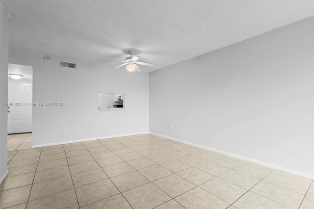 711 N Pine Island Rd 410, Plantation, FL 33324