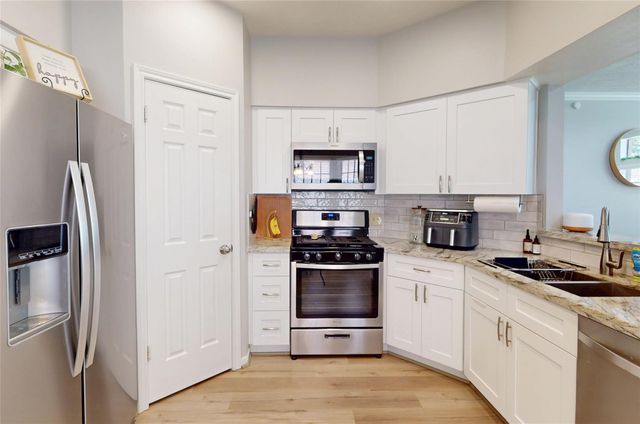 4615 Natural Bridge Drive, Houston, TX 77345
