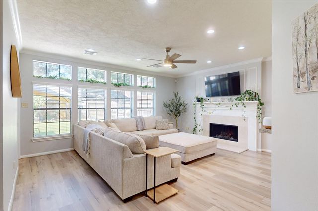 4615 Natural Bridge Drive, Houston, TX 77345