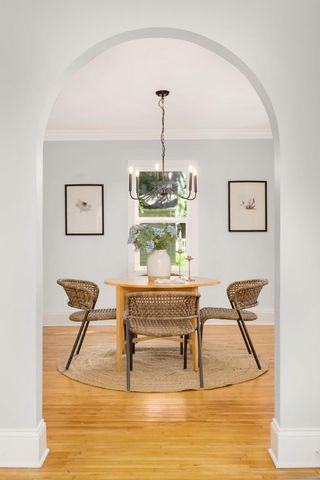 5826 W Broadway Avenue, Crystal, MN 55428