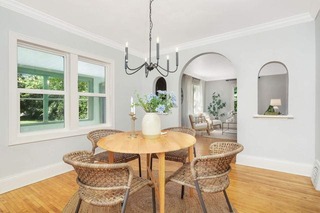 5826 W Broadway Avenue, Crystal, MN 55428