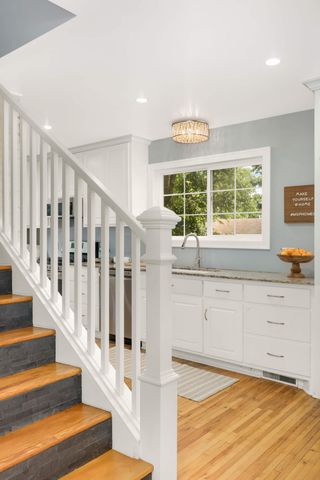 5826 W Broadway Avenue, Crystal, MN 55428