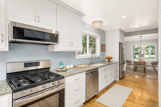 5826 W Broadway Avenue, Crystal, MN 55428