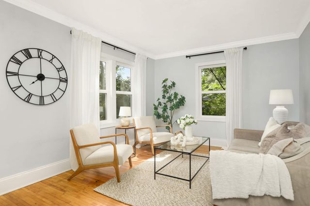 5826 W Broadway Avenue, Crystal, MN 55428