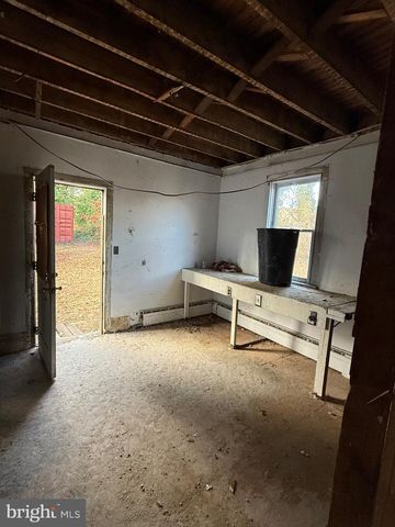 414 COLUMBIA BLVD, National Park, NJ 08063